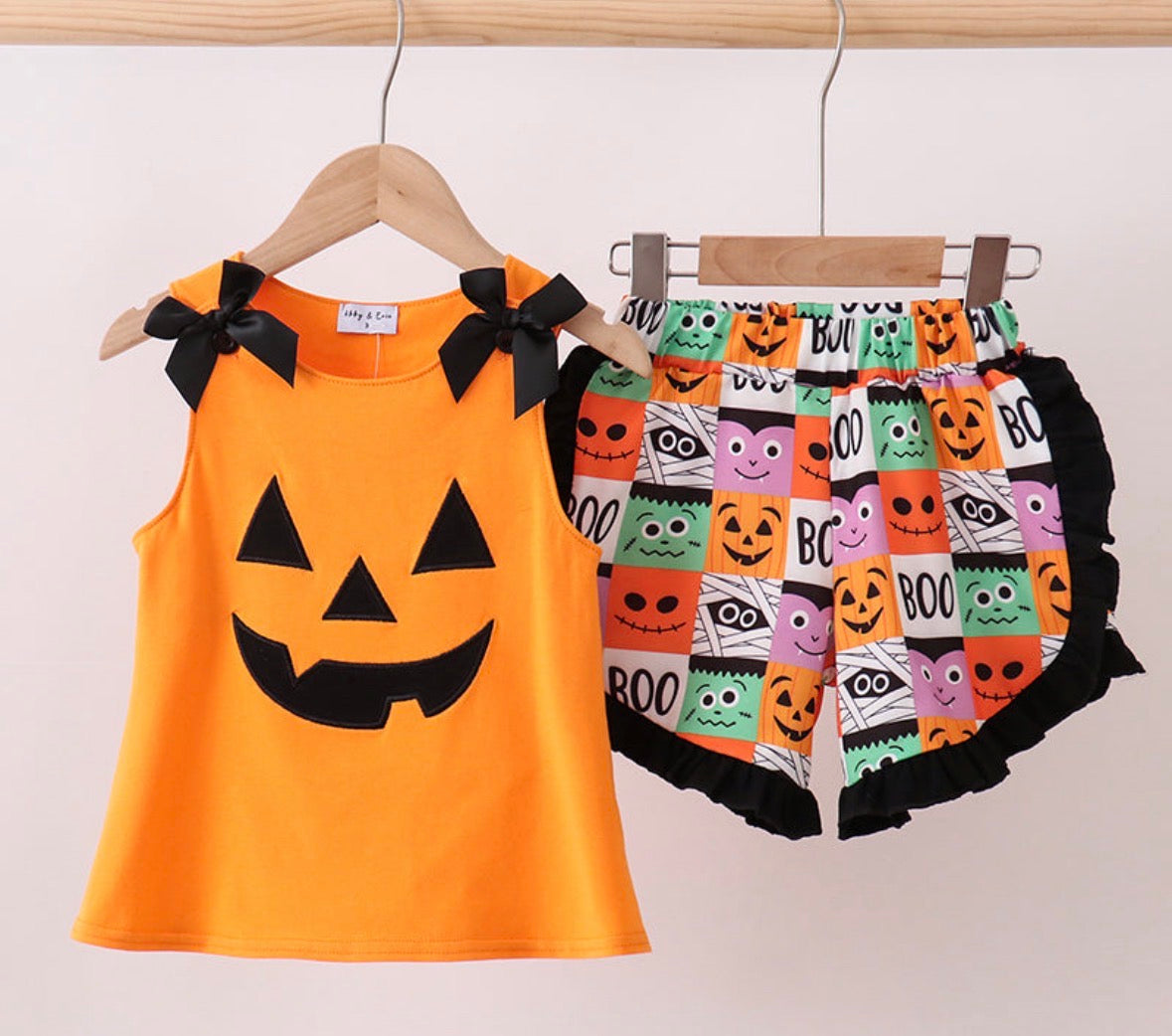 orange jack-o-lantern appliqué ruffle short set