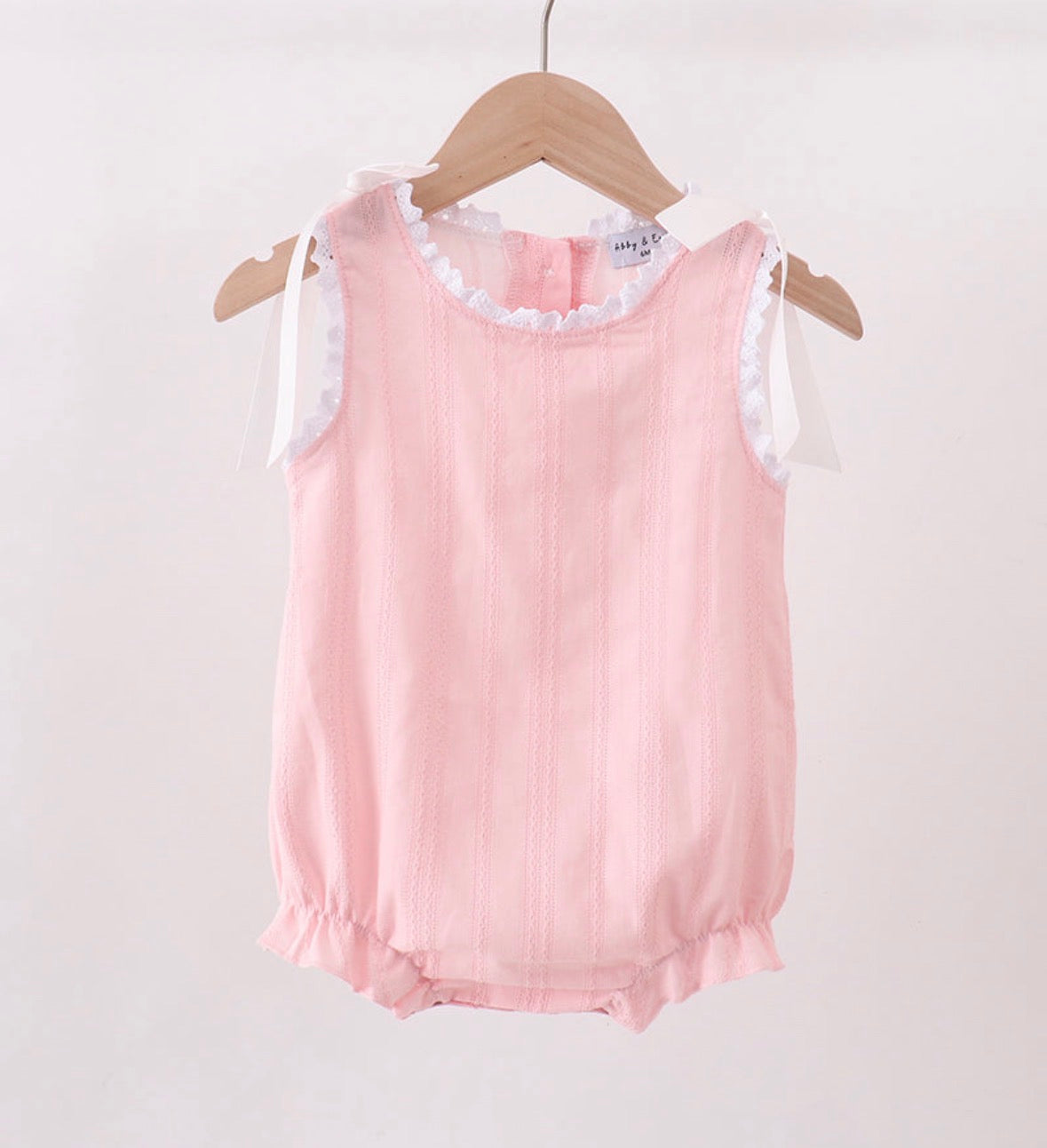pink lace bubble
