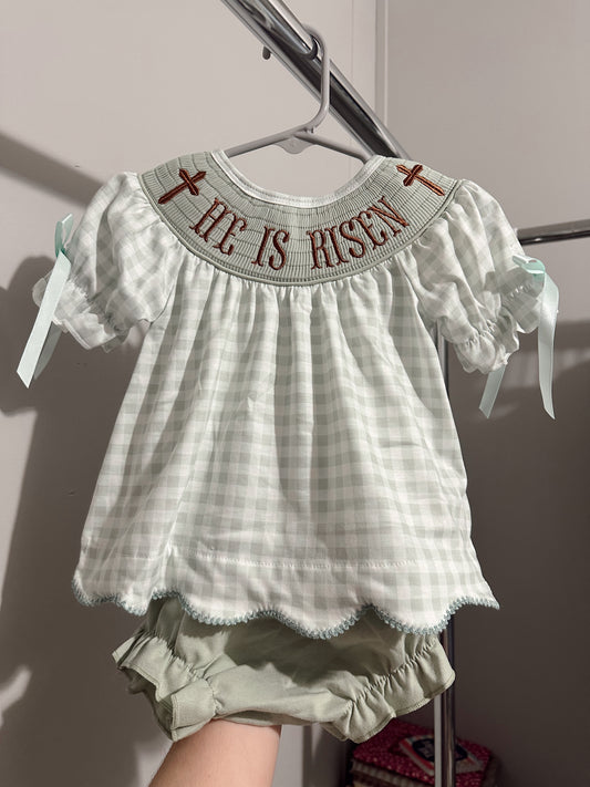 Girls He is risen diaper set