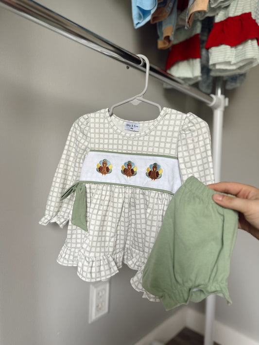 Green gingham turkey diaper set