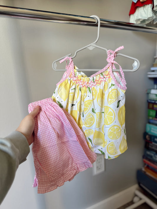 Girls smocked lemon short set