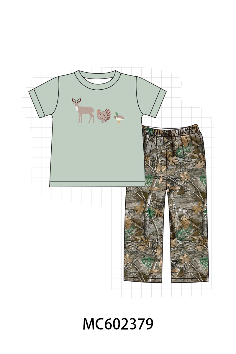 PO82 Sage hunting embroidery collection - closing 3/2 - ETA July