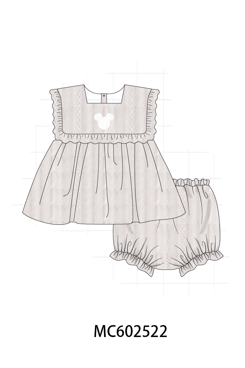 PO82 Grey character jacquard ruffle collection - closing 3/2 - ETA July
