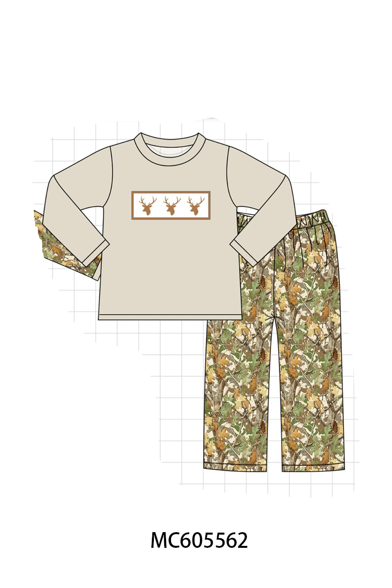 PO93 Green leaves deer embroidery collection  - closing 6/8 - ETA November