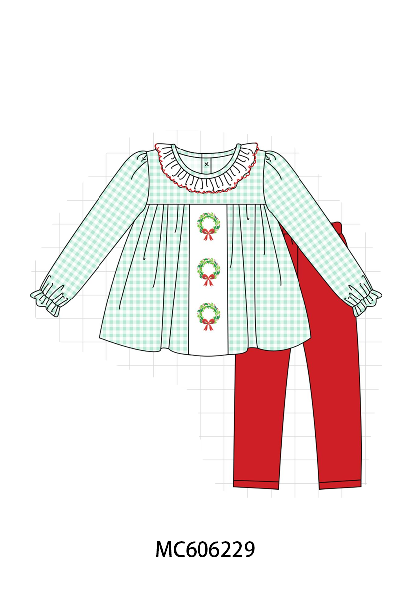 PO95 Green gingham wreath embroidery collection